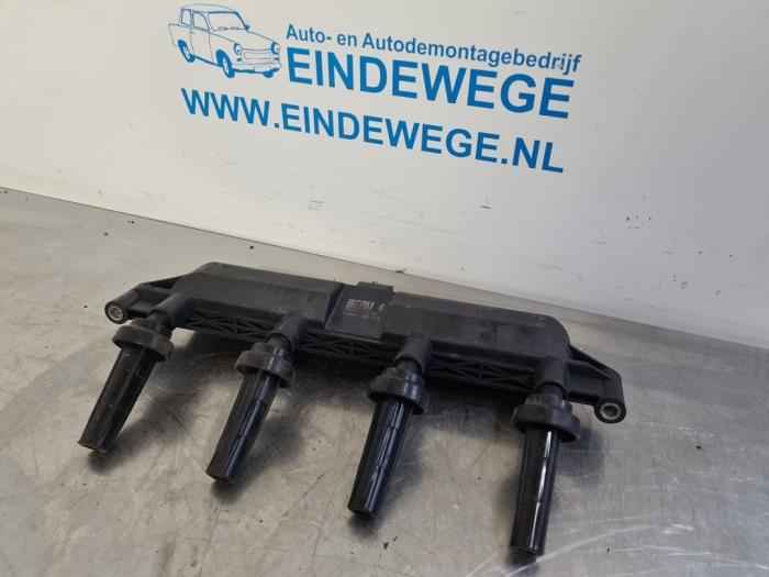 Gebrauchte Zündspule Peugeot 206 (2A/C/H/J/S) 1.4 XR,XS,XT,Gentry Preis € 25,00 Margenregelung angeboten von Auto- en demontagebedrijf Eindewege