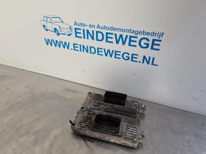 Used Engine management computer Opel Zafira (F75) 2.2 16V Price € 50,00 Margin scheme offered by Auto- en demontagebedrijf Eindewege