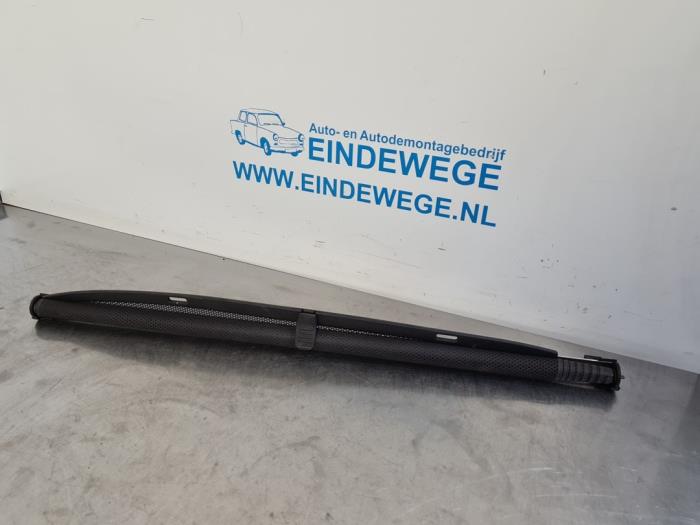 Używane Daszek BMW 7 serie (E38) 735i/iL V8 32V Cena € 30,00 Procedura marży oferowane przez Auto- en demontagebedrijf Eindewege