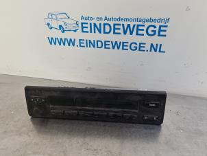 Used Radio BMW 5 serie (E39) 523i 24V Price € 40,00 Margin scheme offered by Auto- en demontagebedrijf Eindewege