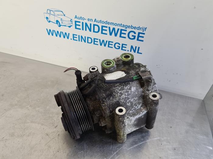 Usagé Compresseur de clim Jaguar X-type 2.5 V6 24V Prix € 75,00 Règlement à la marge proposé par Auto- en demontagebedrijf Eindewege