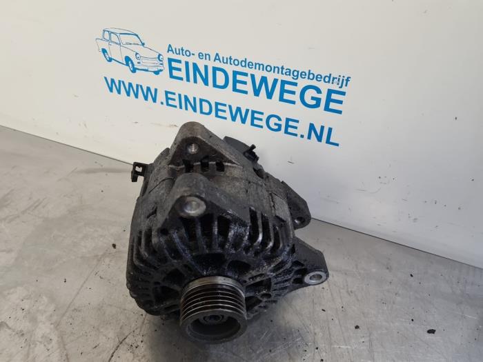 Used Dynamo Renault Laguna II Grandtour (KG) 3.0 V6 24V Price € 50,00 Margin scheme offered by Auto- en demontagebedrijf Eindewege