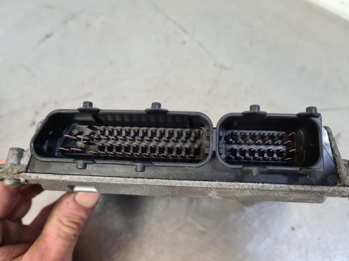 Engine management computer from a Skoda Fabia (6Y5) 1.2 HTP 2006