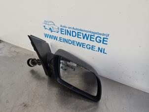 Used Wing mirror, right Volkswagen Polo IV (9N1/2/3) 1.9 SDI Price € 25,00 Margin scheme offered by Auto- en demontagebedrijf Eindewege