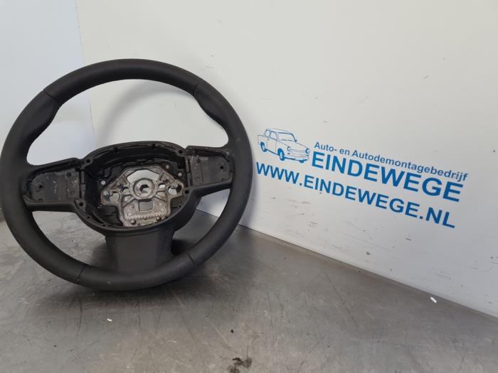 Steering wheel from a Volvo XC60 II (UZ)  2017