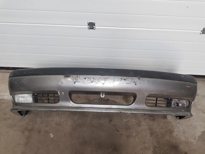 Front bumper from a Saab 9-3 I (YS3D) 2.0t 16V Ecopower 2002