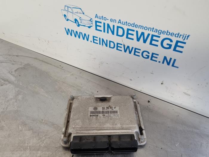 Used Engine management computer Volkswagen New Beetle (9C1/9G1) 2.3 V5 20V Price € 140,00 Margin scheme offered by Auto- en demontagebedrijf Eindewege