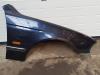 Front wing, right from a BMW 5 serie Touring (E39), 1996 / 2004 523i 24V, Combi/o, Petrol, 2.495cc, 125kW (170pk), RWD, M52B25; 256S4; 256S3, 1997-03 / 2000-08, DH31; DH32; DH41; DH42; DR31; DR32; DR41; DR42 1998