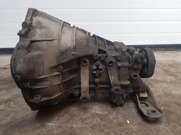 Gebrauchte Getriebe Mercedes 200-300 (W123) 200 Preis € 160,00 Margenregelung angeboten von Auto- en demontagebedrijf Eindewege