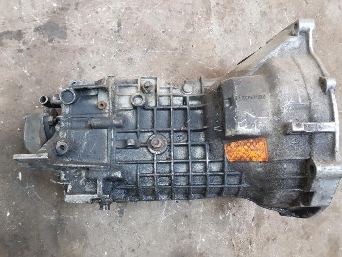 Gearbox BMW 3 serie 324 D - 2400046090 M21 2400046090