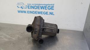 Usagé Pompe à air gaz d'échappement Volkswagen Golf IV (1J1) 2.0 Prix € 50,00 Règlement à la marge proposé par Auto- en demontagebedrijf Eindewege