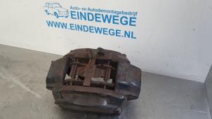 Used Front brake calliper, left Mercedes S (W220) 4.3 S-430 V8 24V Price € 75,00 Margin scheme offered by Auto- en demontagebedrijf Eindewege