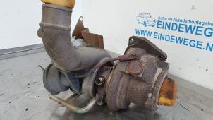 Turbo van een Renault Scénic II (JM) 2.0 16V Turbo 2008