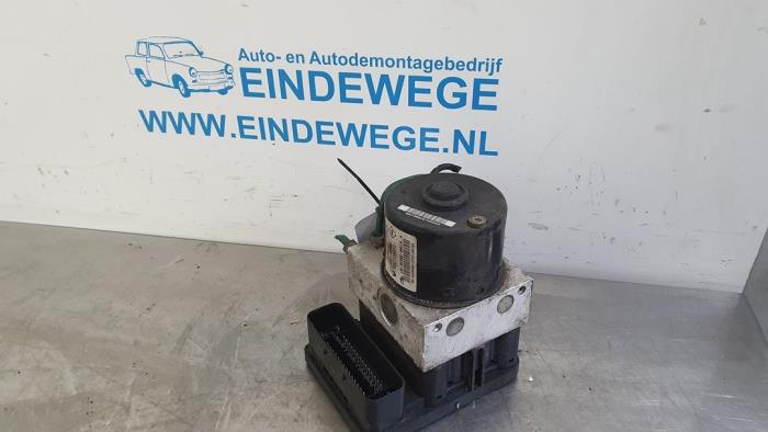Used ABS pump Renault Laguna II (BG) 1.8 16V Price € 50,00 Margin scheme offered by Auto- en demontagebedrijf Eindewege