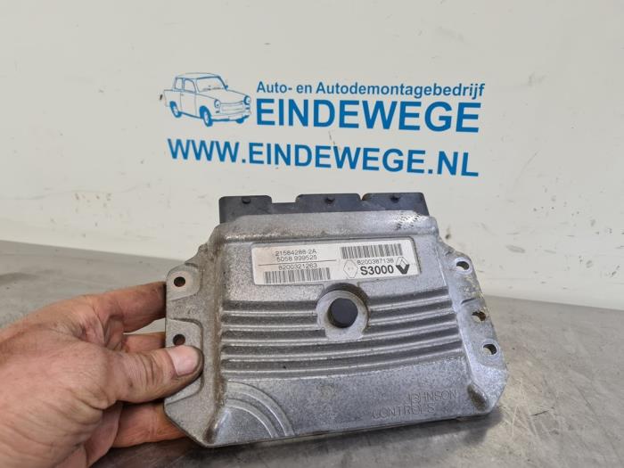 Used Engine management computer Renault Grand Scénic II (JM) 1.6 16V Price € 65,00 Margin scheme offered by Auto- en demontagebedrijf Eindewege