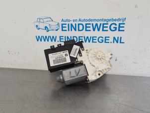 Używane Silnik szyby drzwiowej Citroen C5 I Berline (DC) 1.8 16V Cena € 20,00 Procedura marży oferowane przez Auto- en demontagebedrijf Eindewege