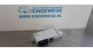 Used Central door locking module BMW 3 serie (E90) 320i 16V Price € 40,00 Margin scheme offered by Auto- en demontagebedrijf Eindewege