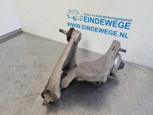 Usados Brazo portante lado superior izquierda delante Alfa Romeo 147 (937) 2.0 Twin Spark 16V Precio € 25,00 Norma de margen ofrecido por Auto- en demontagebedrijf Eindewege