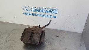 Used Front brake calliper, left Renault Clio II (BB/CB) 1.4 Price € 30,00 Margin scheme offered by Auto- en demontagebedrijf Eindewege