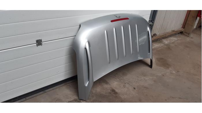 Tailgate from a Peugeot 206 CC (2D) 1.6 16V 2005