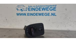 Używane Przelacznik swiatel Seat Ibiza IV SC (6J1) 1.2 TDI Ecomotive Cena € 35,00 Procedura marży oferowane przez Auto- en demontagebedrijf Eindewege
