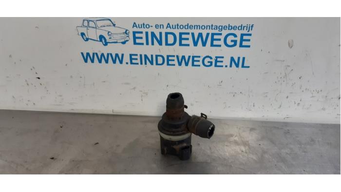 Begagnade Extra vattenpump Seat Ibiza IV SC (6J1) 1.2 TDI Ecomotive Pris € 35,00 Marginaltabell erbjuds av Auto- en demontagebedrijf Eindewege