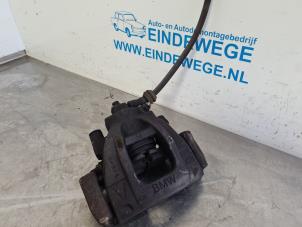 Used Front brake calliper, left Mini Mini Cooper S (R53) 1.6 16V Price € 35,00 Margin scheme offered by Auto- en demontagebedrijf Eindewege