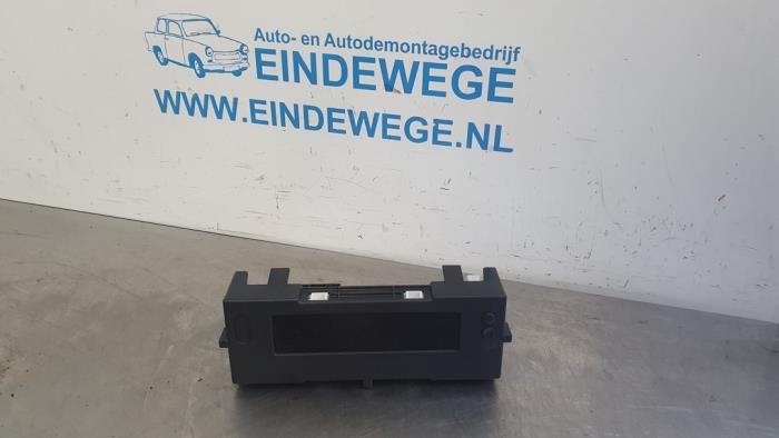 Begagnade Innerdisplay Renault Clio III Estate/Grandtour (KR) 1.2 16V 75 Pris € 30,00 Marginaltabell erbjuds av Auto- en demontagebedrijf Eindewege