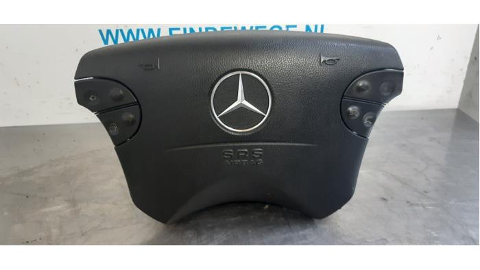 Airbag izquierda (volante) de un Mercedes-Benz CLK (W208) 2.3 230K 16V 2000