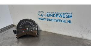 Used Instrument panel Volkswagen New Beetle (9C1/9G1) 2.0 Price € 75,00 Margin scheme offered by Auto- en demontagebedrijf Eindewege