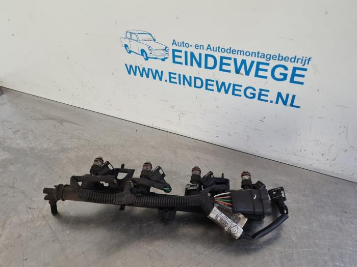 Usagé Système d'injection Renault Clio III Estate/Grandtour (KR) 1.2 16V 75 Prix € 50,00 Règlement à la marge proposé par Auto- en demontagebedrijf Eindewege