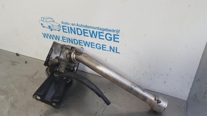 EGR valve from a Mercedes-Benz C Sportcoupé (C203) 2.2 C-220 CDI 16V 2003