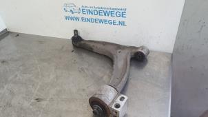 Usagé Bras de suspension avant gauche Opel Vectra C GTS 1.9 CDTI 120 Prix € 25,00 Règlement à la marge proposé par Auto- en demontagebedrijf Eindewege