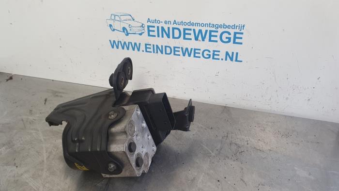 Usagé Bloc ABS Opel Vectra C GTS 1.9 CDTI 120 Prix € 50,00 Règlement à la marge proposé par Auto- en demontagebedrijf Eindewege