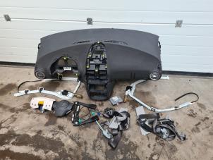 Usagé Kit + module airbag Opel Corsa D 1.2 16V ecoFLEX Bi-Fuel Prix € 250,00 Règlement à la marge proposé par Auto- en demontagebedrijf Eindewege