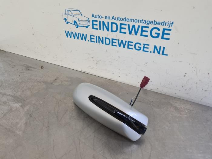 Używane Antena Landrover Range Rover Sport (LS) 2.7 TDV6 24V Cena € 40,00 Procedura marży oferowane przez Auto- en demontagebedrijf Eindewege