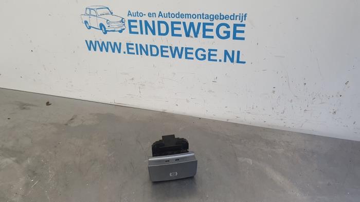 Gebrauchte Handbremse Schalter Landrover Range Rover Sport (LS) 2.7 TDV6 24V Preis € 15,00 Margenregelung angeboten von Auto- en demontagebedrijf Eindewege