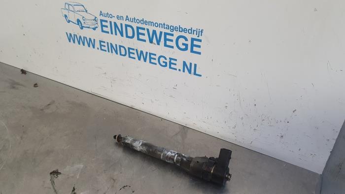 Usagé Injecteurs Mercedes C Sportcoupé (C203) 2.2 C-220 CDI 16V Prix € 90,00 Règlement à la marge proposé par Auto- en demontagebedrijf Eindewege
