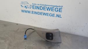 Used Electric window switch Mercedes C Sportcoupé (C203) 2.2 C-220 CDI 16V Price € 15,00 Margin scheme offered by Auto- en demontagebedrijf Eindewege