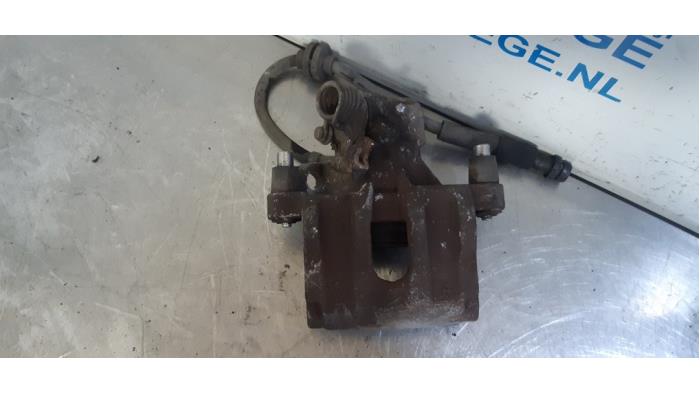 Gebrauchte Bremszange links hinten Volvo V50 (MW) 1.8 16V Preis € 40,00 Margenregelung angeboten von Auto- en demontagebedrijf Eindewege