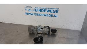 Used Set of cylinder locks (complete) Ford Focus 2 1.6 TDCi 16V 110 Price € 75,00 Margin scheme offered by Auto- en demontagebedrijf Eindewege