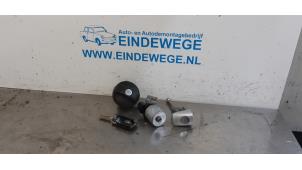 Used Set of cylinder locks (complete) Peugeot 207/207+ (WA/WC/WM) 1.6 16V Price € 100,00 Margin scheme offered by Auto- en demontagebedrijf Eindewege