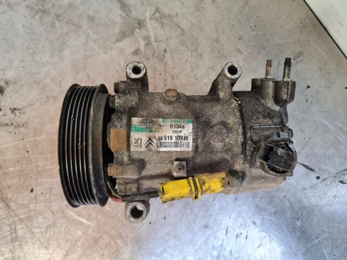 Air conditioning pump from a Peugeot 207/207+ (WA/WC/WM) 1.6 16V 2007