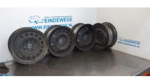 Used Set of wheels Volkswagen Caddy II (9K9A) 1.9 TDI Price € 75,00 Margin scheme offered by Auto- en demontagebedrijf Eindewege