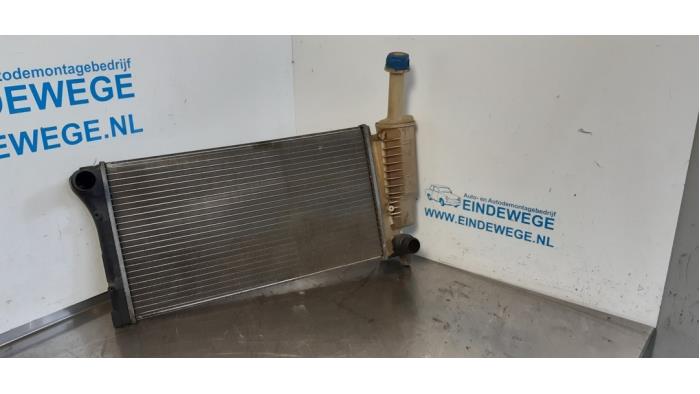 Usagé Radiateur Fiat Panda (169) 1.2, Classic Prix € 30,00 Règlement à la marge proposé par Auto- en demontagebedrijf Eindewege