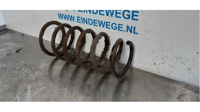 Rear coil spring from a Hyundai i10 (F5) 1.1i 12V 2009