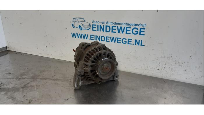 Begagnade Dynamo Renault Clio II (BB/CB) 1.2 16V Pris € 35,00 Marginaltabell erbjuds av Auto- en demontagebedrijf Eindewege