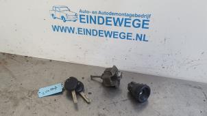 Used Set of cylinder locks (complete) BMW Mini One/Cooper (R50) 1.6 16V Cooper Price € 75,00 Margin scheme offered by Auto- en demontagebedrijf Eindewege