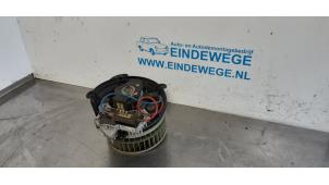 Used Heating and ventilation fan motor Mercedes CLK (W208) 2.0 200 16V Price € 40,00 Margin scheme offered by Auto- en demontagebedrijf Eindewege