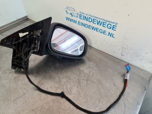 Used Wing mirror, right Volvo C70 (MC) 2.0 D 16V Price € 210,00 Margin scheme offered by Auto- en demontagebedrijf Eindewege